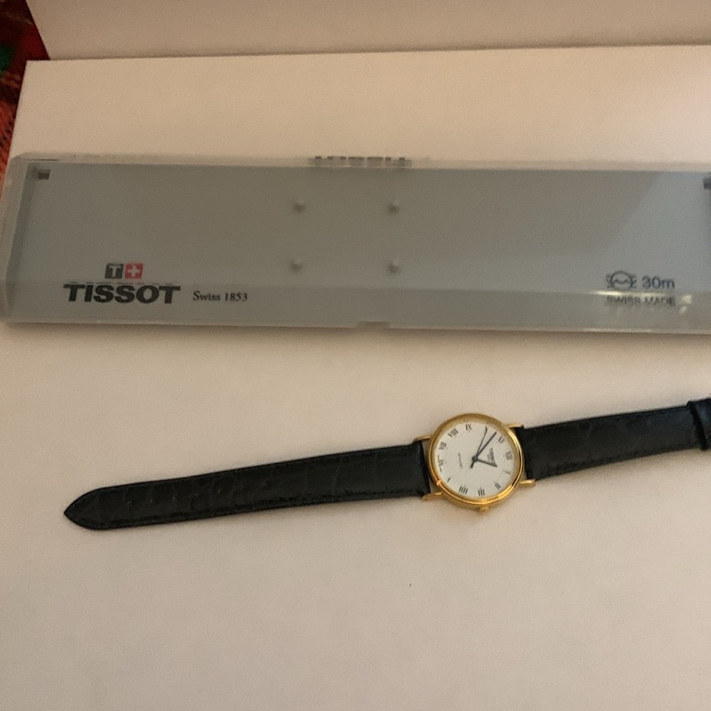 Tissot Swiss Stylist 1853 Gold Watch - Picture 13 of 14